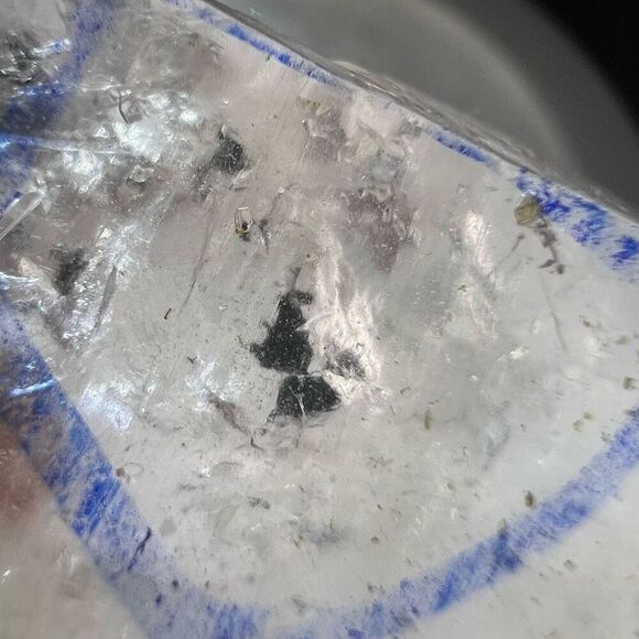 Enhydro Quartz Crystal Mobile Sediment Inclusion - Picture 9 of 13